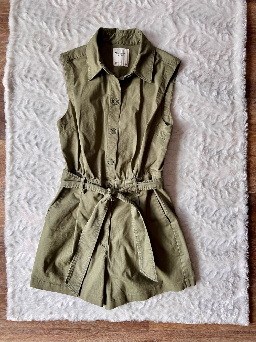 Abercrombie Olive Green Belted Utility Romper Size Small - Picture 4 of 7